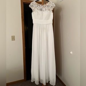 Ever-pretty White dress. Size 6.